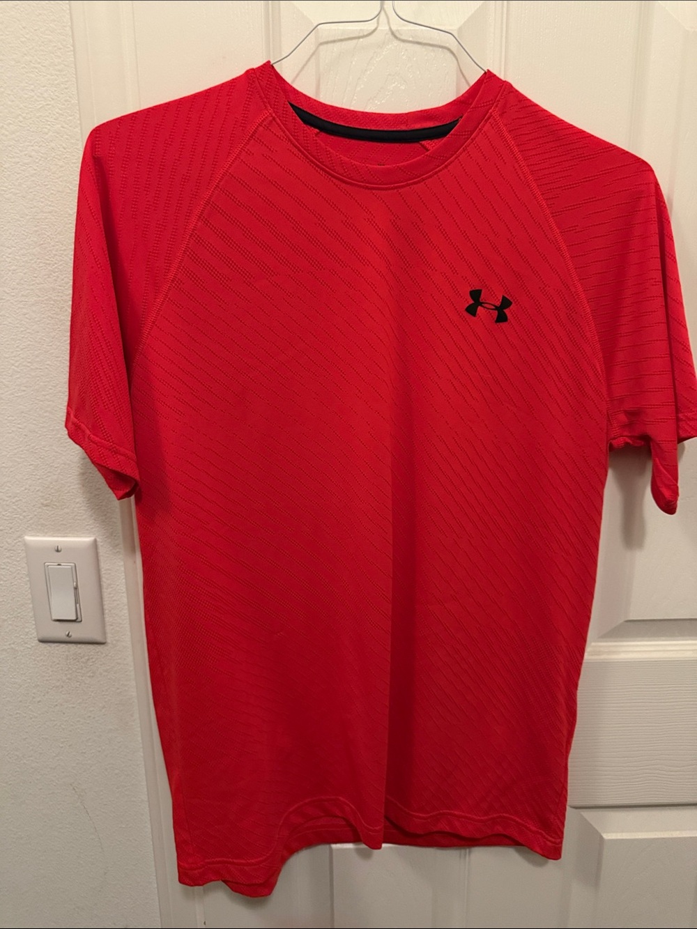 Under Armour Men’s Red Short Sleeve Training Tee with Black Logo